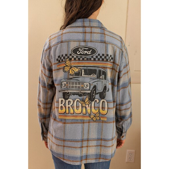 Ford Bronco Licensed Bundle – Plaid Overshirt Jacket + Graphic Tee (XS & L) - Picture 2 of 16